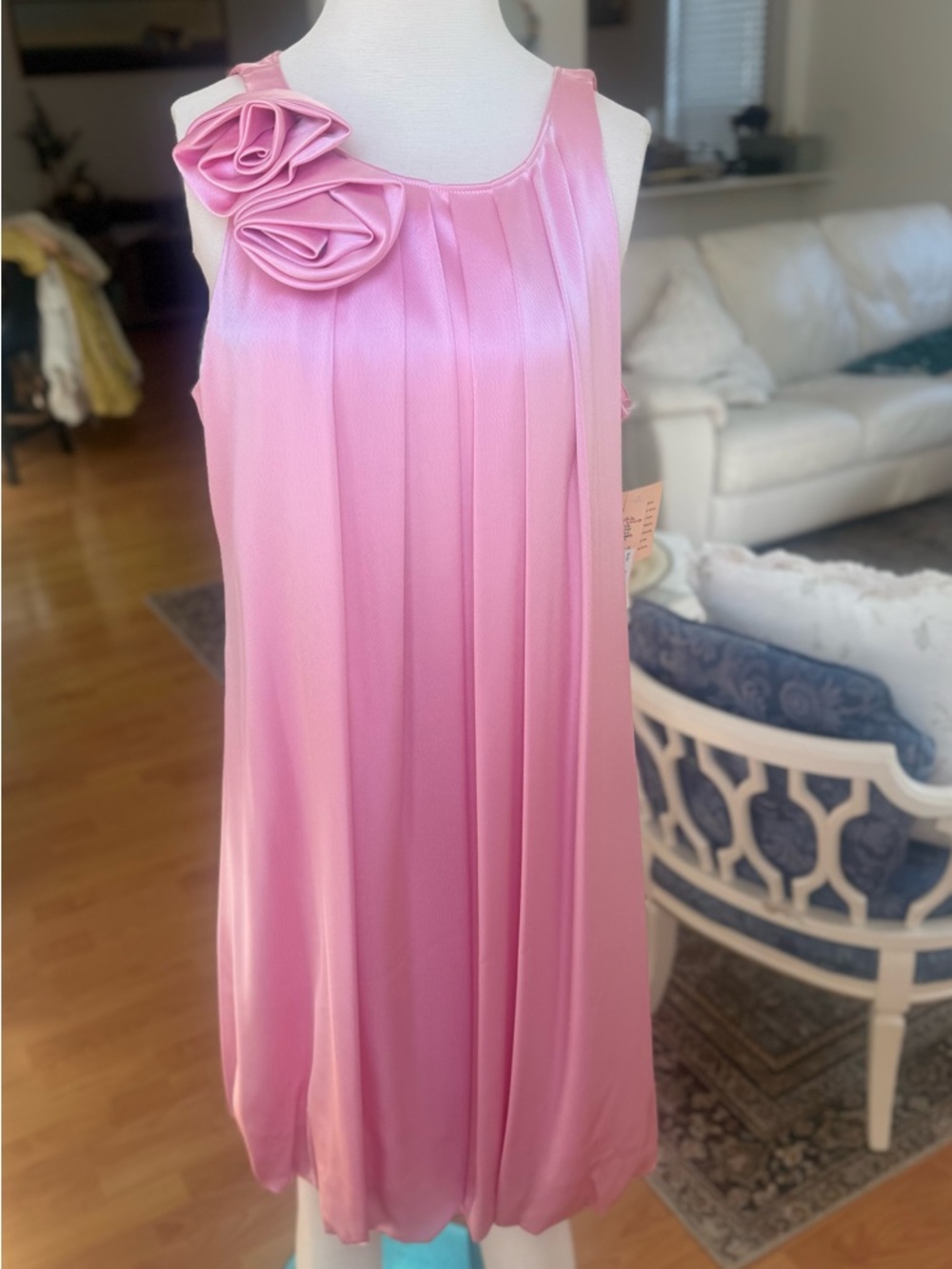 Issue New York Pink Pleated Flower-Accent Wedding Dress